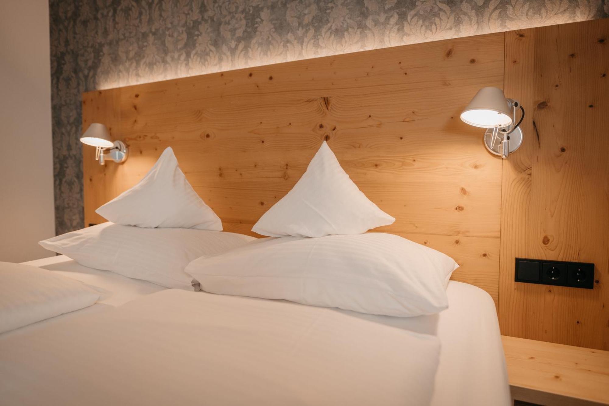 Landhaus Mucha - Ferienwohnungen - Naturpark Partner Bolsterlang Buitenkant foto